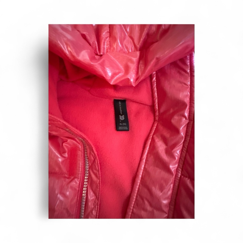 All in Motion Vibrant Pink Hooded Puffer Jacket - Picture 3 of 5